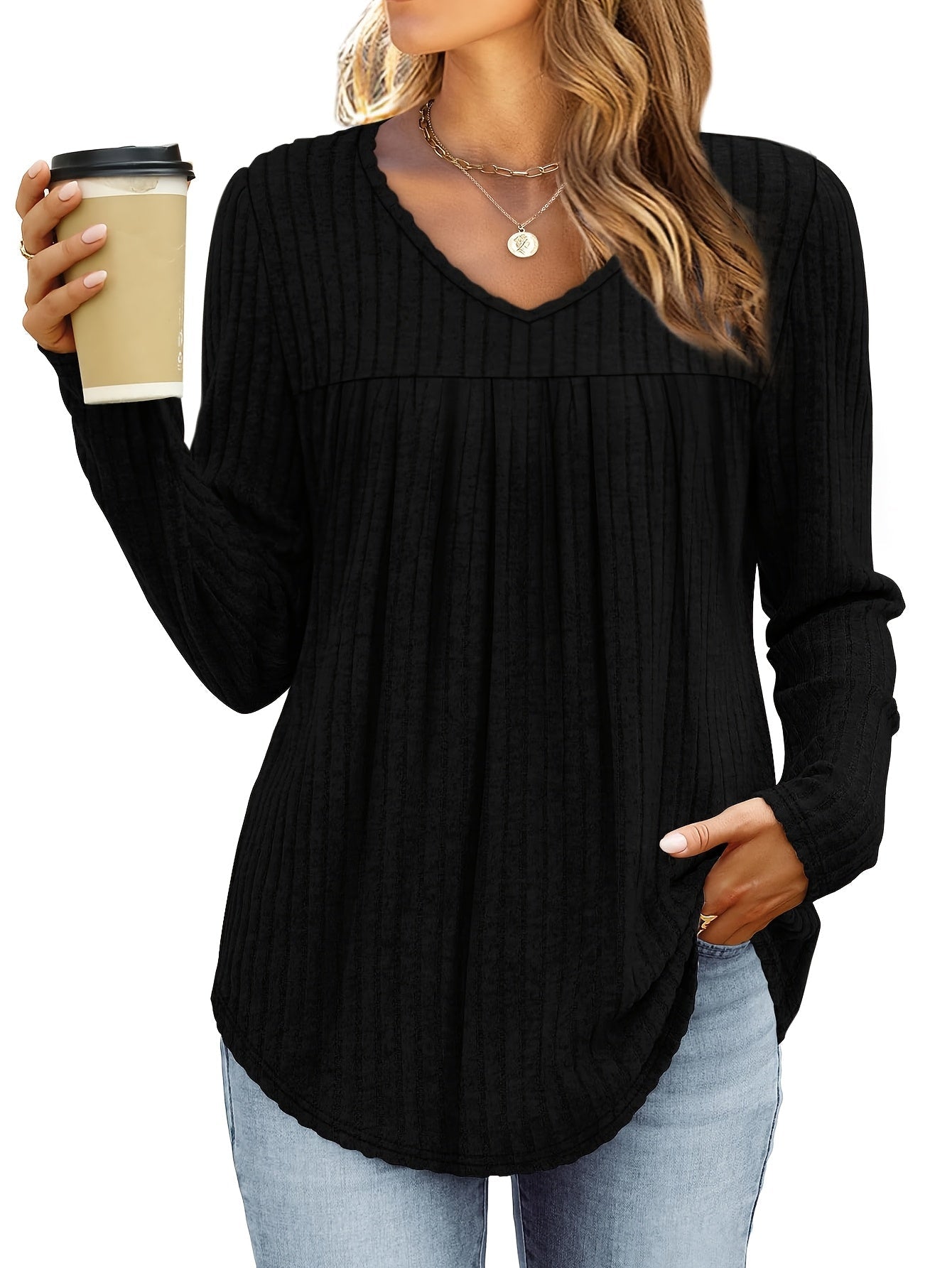 Helle™ | Lightweight knit blouse with V-neck