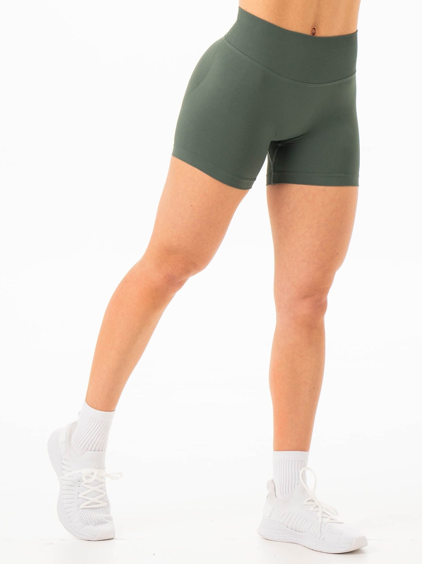 Boost Seamless Shorts - Moss