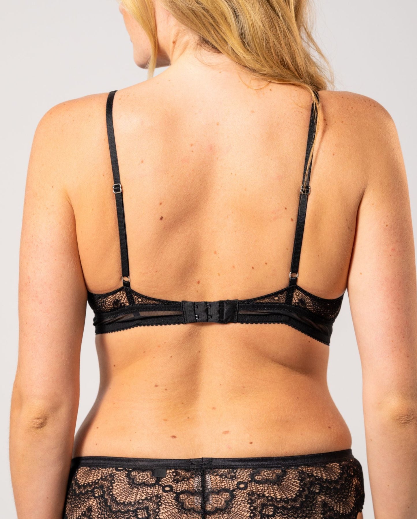 Lace Plunge Bralette Black