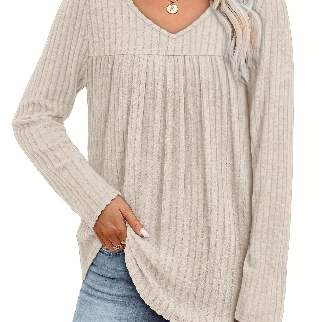Helle™ | Lightweight knit blouse with V-neck