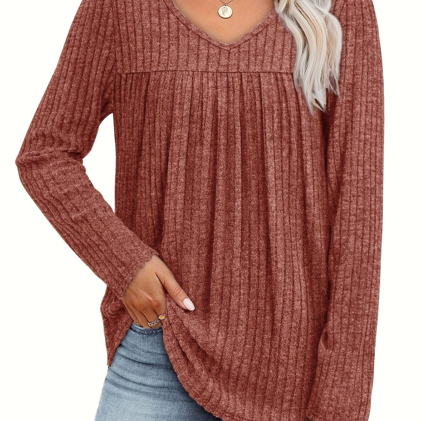 Helle™ | Lightweight knit blouse with V-neck