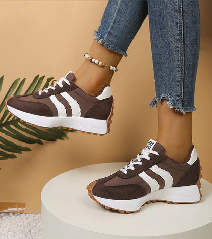 Élina | Comfortable sneakers with an ergonomic platform