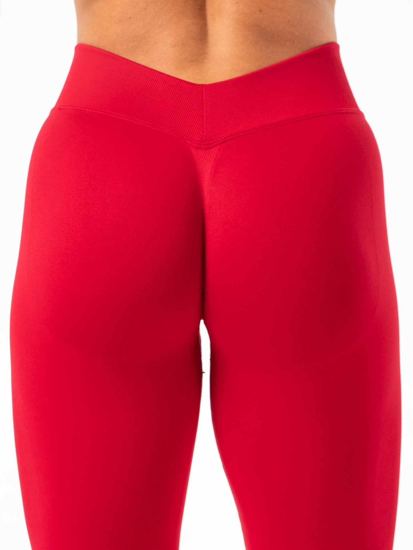 Boost V Back Leggings - Cherry