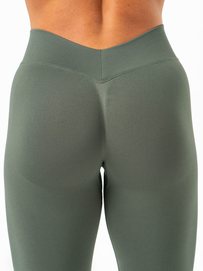 Boost V Back Leggings - Moss
